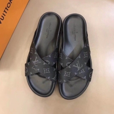 Louis Vuitton Slippers